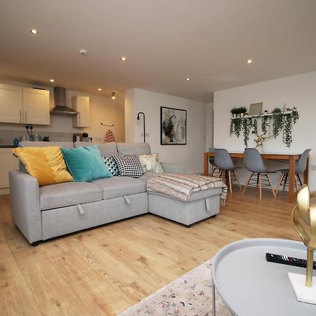 Flat 1 Batheaston By Mia Living Stylish 1 Bedroom Property With Free Parking Kültér fotó