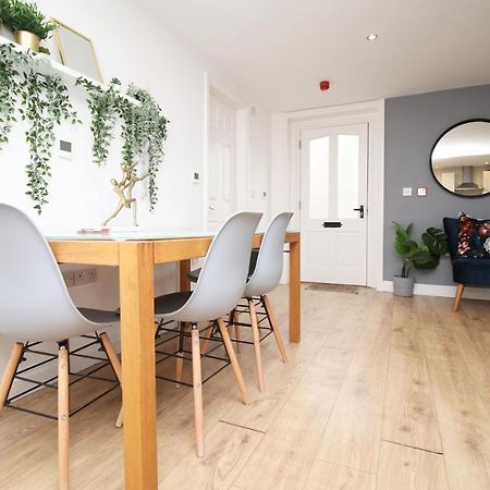 Flat 1 Batheaston By Mia Living Stylish 1 Bedroom Property With Free Parking Kültér fotó