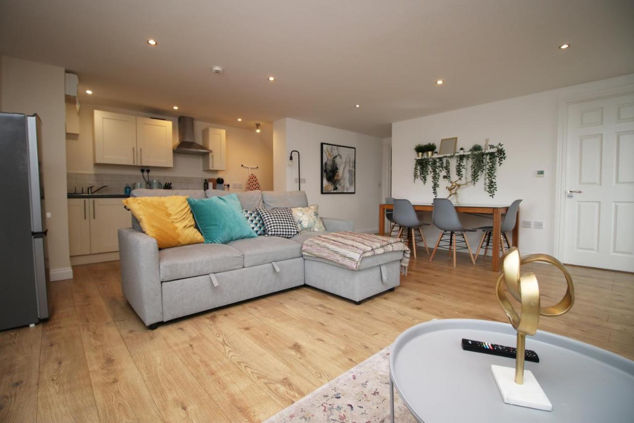 Flat 1 Batheaston By Mia Living Stylish 1 Bedroom Property With Free Parking Kültér fotó