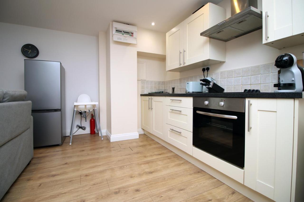 Flat 1 Batheaston By Mia Living Stylish 1 Bedroom Property With Free Parking Kültér fotó