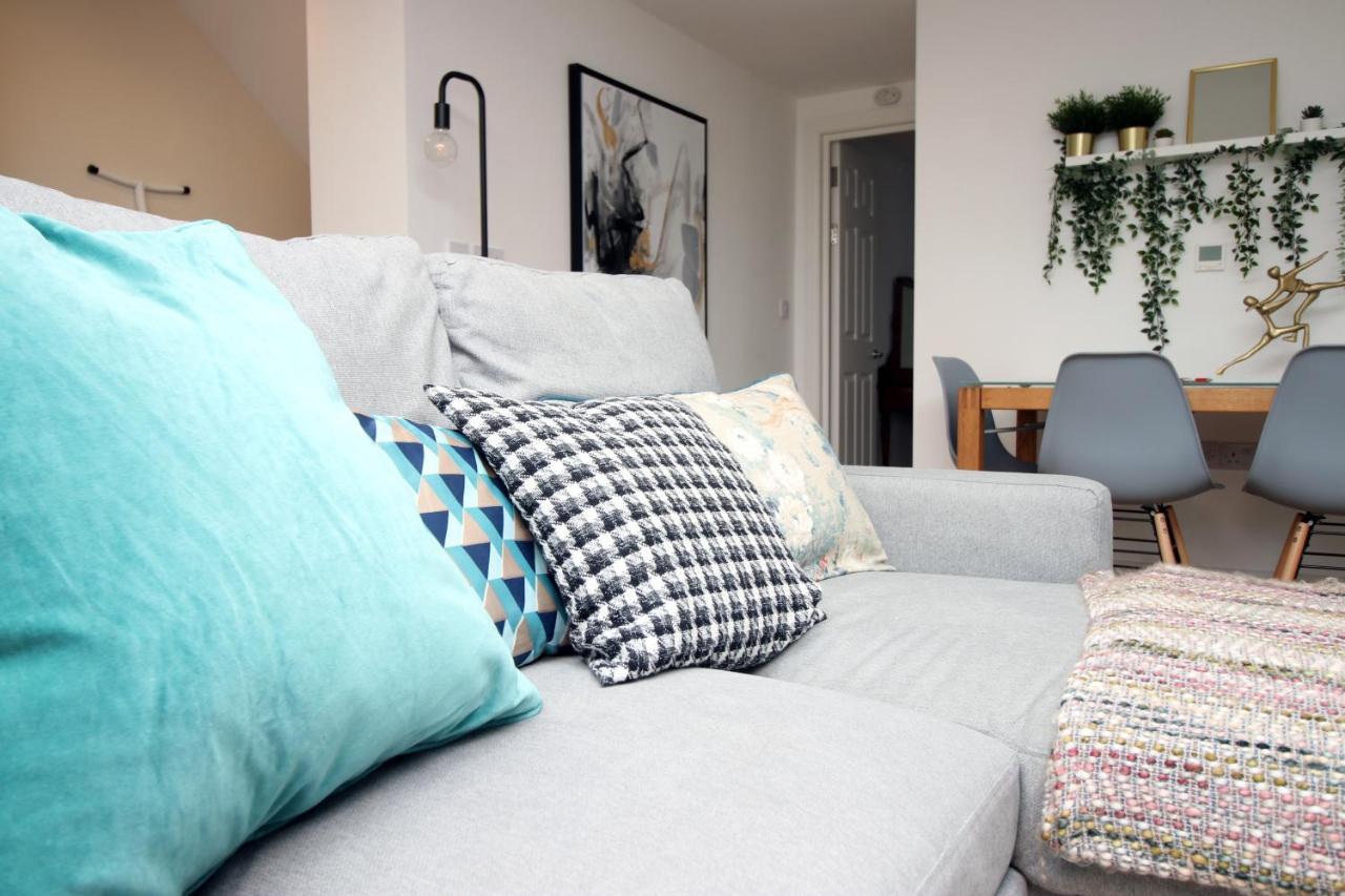 Flat 1 Batheaston By Mia Living Stylish 1 Bedroom Property With Free Parking Kültér fotó
