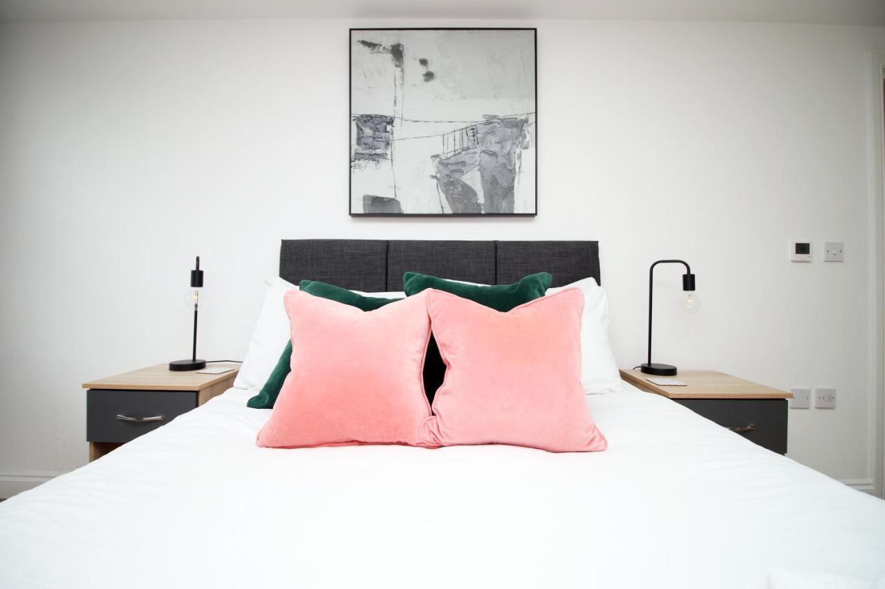 Flat 1 Batheaston By Mia Living Stylish 1 Bedroom Property With Free Parking Kültér fotó