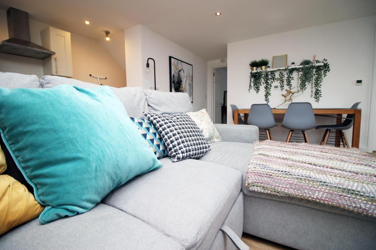 Flat 1 Batheaston By Mia Living Stylish 1 Bedroom Property With Free Parking Kültér fotó